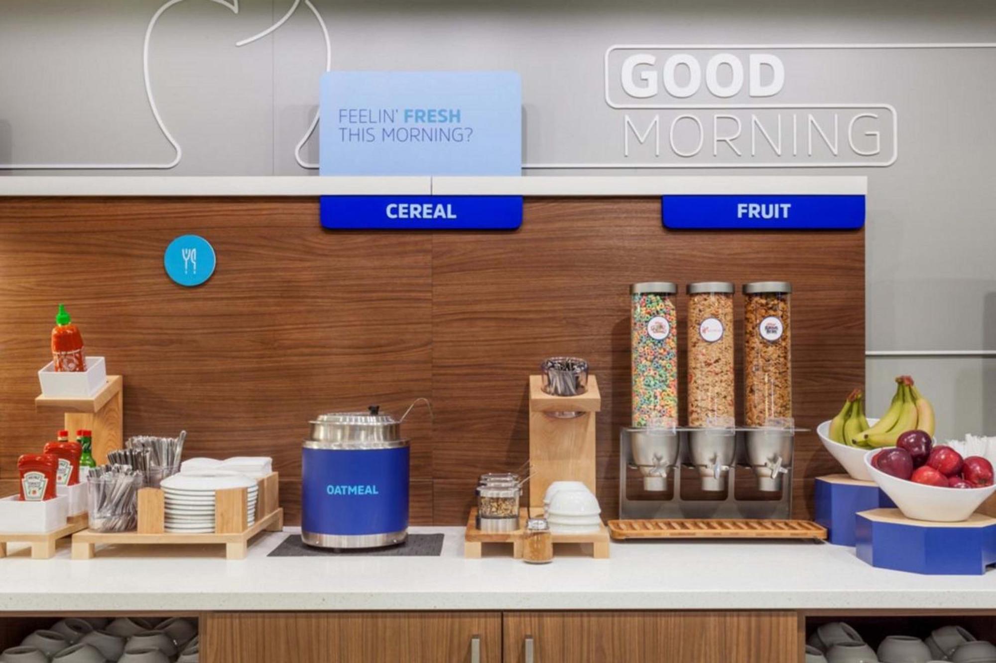 Holiday Inn Express San Diego - Sorrento Valley By Ihg Bagian luar foto