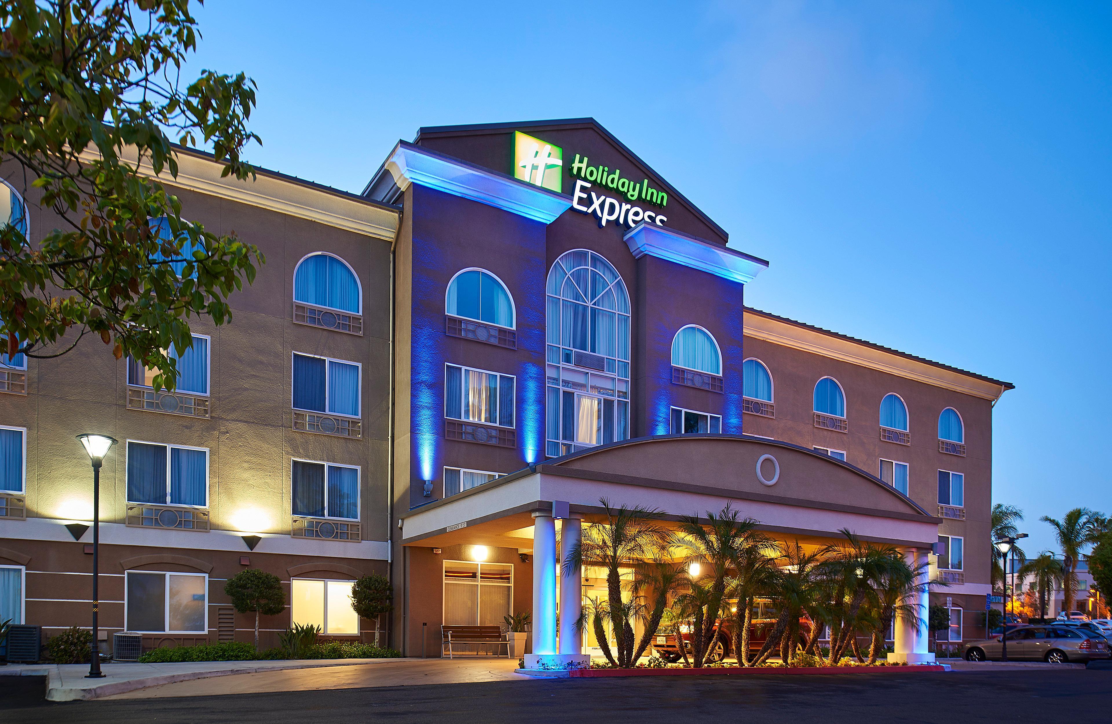 Holiday Inn Express San Diego - Sorrento Valley By Ihg Bagian luar foto