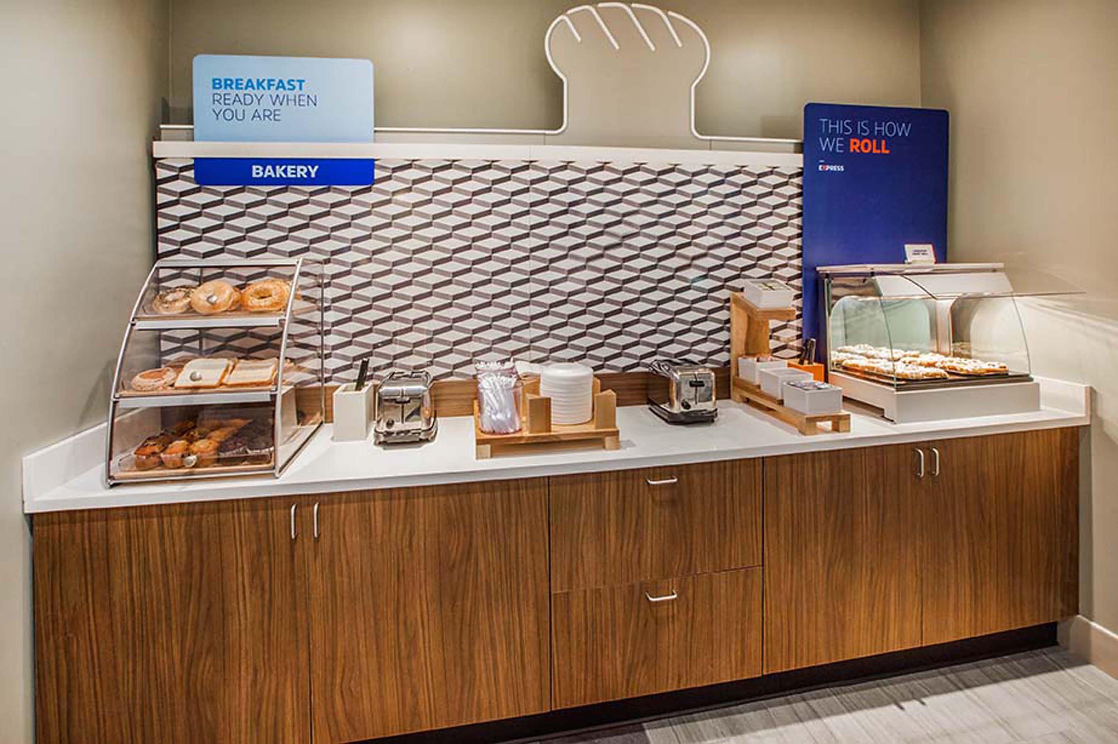 Holiday Inn Express San Diego - Sorrento Valley By Ihg Bagian luar foto