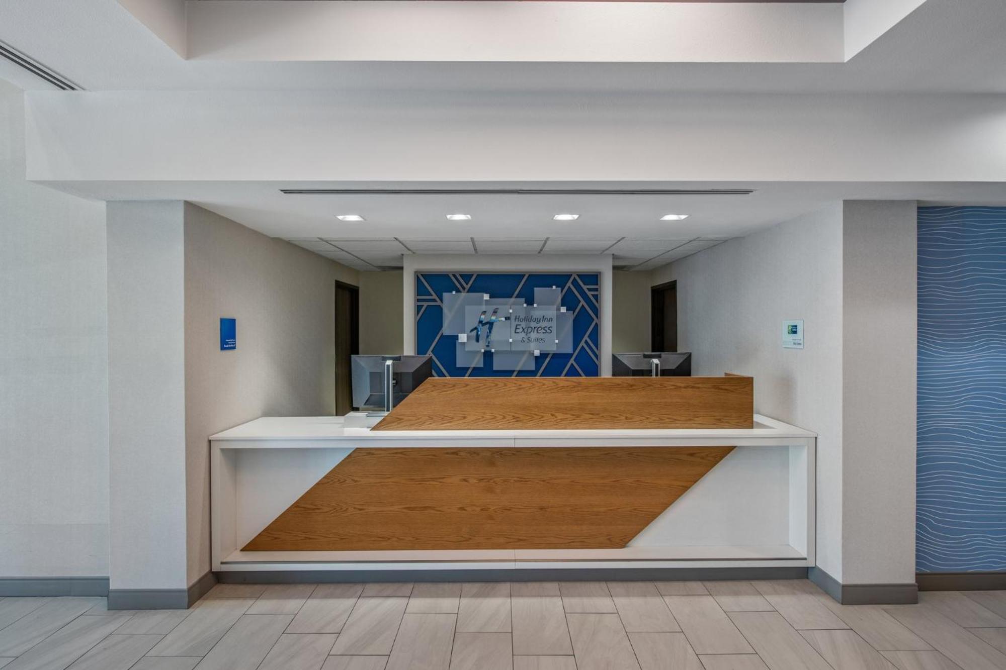 Holiday Inn Express San Diego - Sorrento Valley By Ihg Bagian luar foto