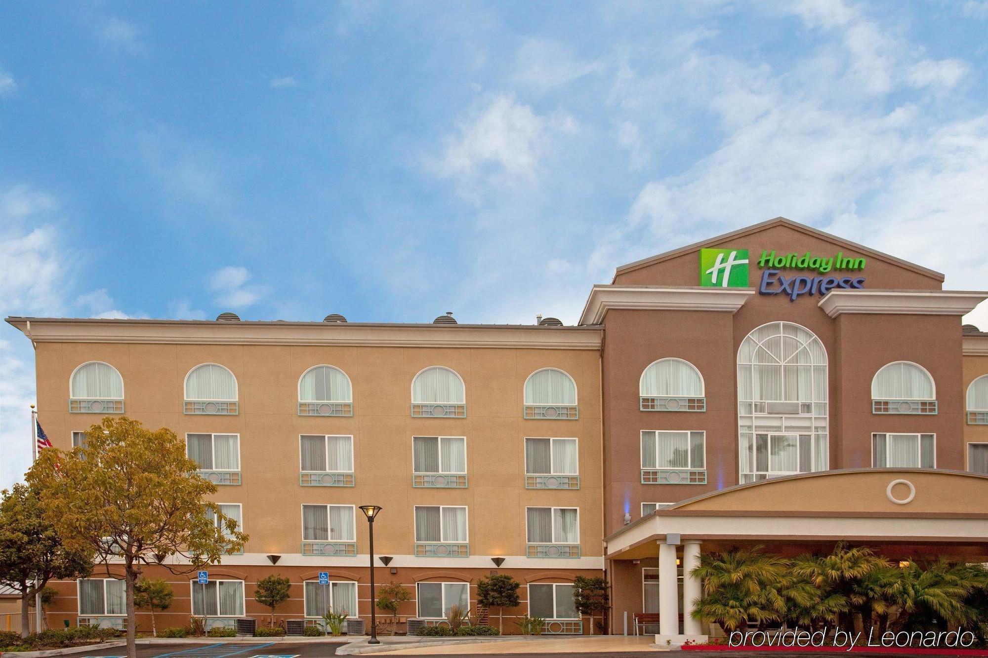 Holiday Inn Express San Diego - Sorrento Valley By Ihg Bagian luar foto