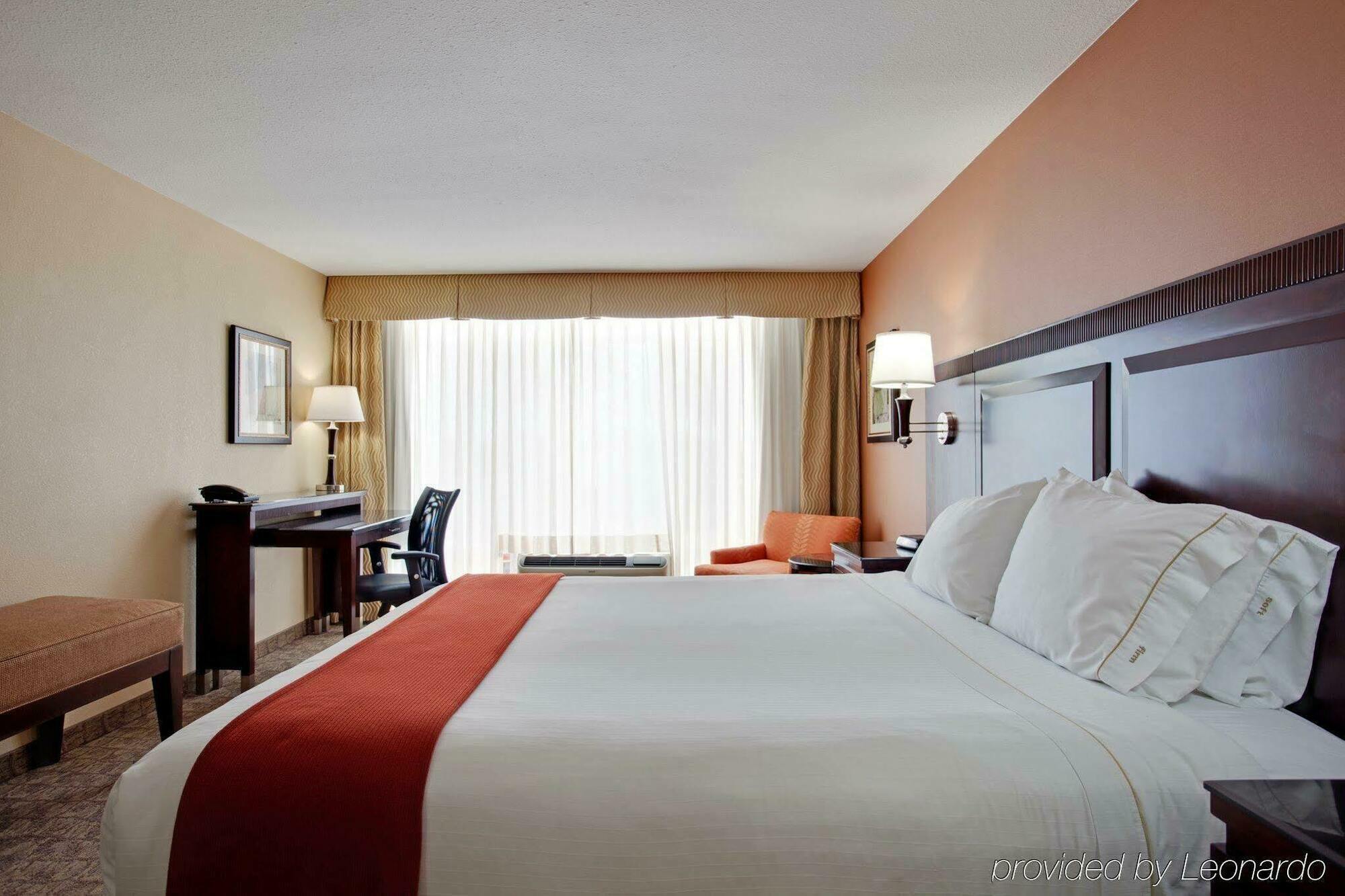 Holiday Inn Express San Diego - Sorrento Valley By Ihg Ruang foto